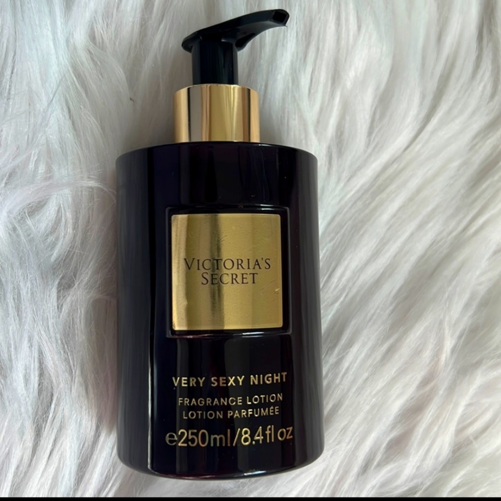 🖤BRAND NEW!🖤 VICTORIA'S SECRET VERY SEXY NIGHT - FRAGRANCE LOTION 🖤